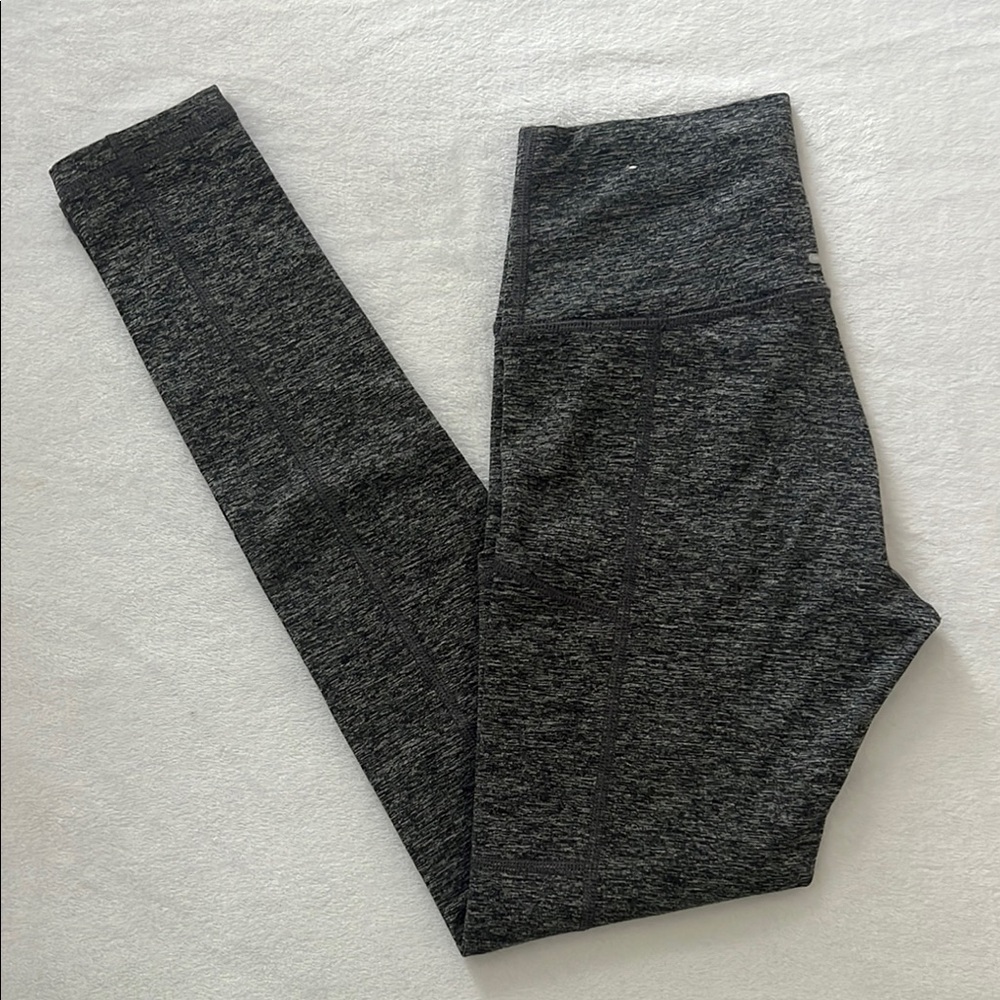 Chill Play Move aerie Leggings